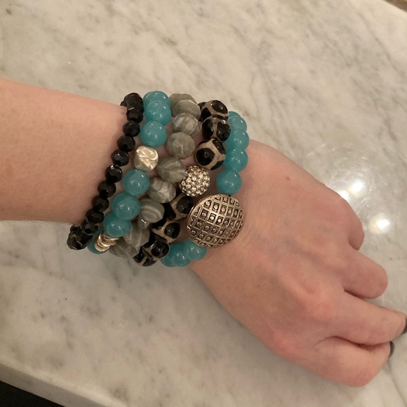 🔸NWT🔸 Gemstone Beaded Bracelet Set - Picture 9 of 16